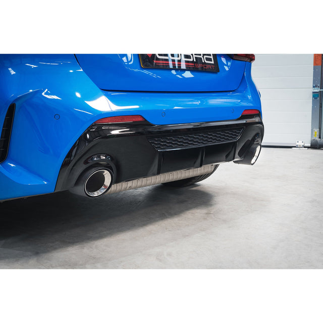 Puntas de rendimiento OEM para BMW M135i xDrive (F40) - Puntas de escape de repuesto deslizables de fibra de carbono de 4,5" más grandes